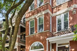2734 N Seminary Ave, Chicago, IL 60614 - Photo 2