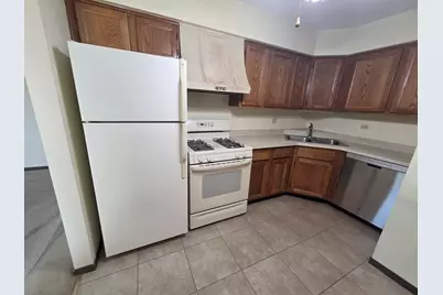 301 Gregory Street #9, Aurora, IL 60504 - Photo 8