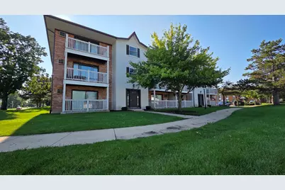 301 Gregory Street #9, Aurora, IL 60504 - Photo 1