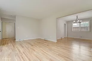 3306 Coventry Ct, Joliet, IL 60431 - Photo 4