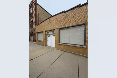 5123 W Montrose Avenue #E, Chicago, IL 60641 - Photo 2