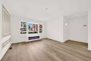 9117 S Brandon Ave, Chicago, IL 60617 - Photo 6