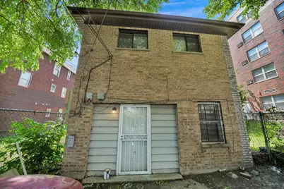 9117 S Brandon Avenue, Chicago, IL 60617 - Photo 4