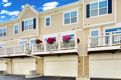 810 Lexington Circle W, Des Plaines, IL 60016 - Photo 26