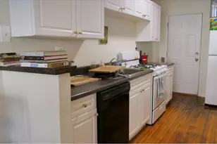 724 W Roscoe St, Chicago, IL 60657 - Photo 4