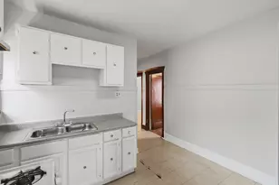 1315 N Massasoit Ave, Chicago, IL 60651 - Photo 8
