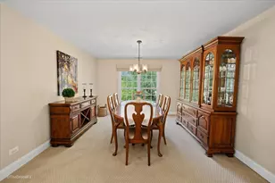 596 Harlowe Ln, Naperville, IL 60565 - Photo 8