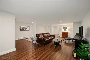 596 Harlowe Ln, Naperville, IL 60565 - Photo 24