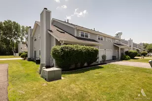 4114 195th St, Country Club Hills, IL 60478 - Photo 4
