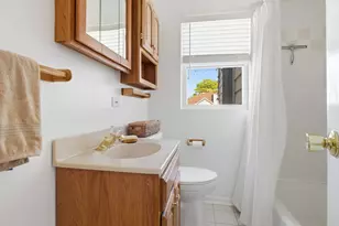 641 N Kenilworth Ave, Elmhurst, IL 60126 - Photo 14