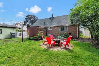 8901 Southfield Drive, Bridgeview, IL 60455 - Photo 22