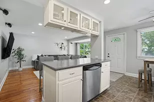 18424 Homewood Ave, Homewood, IL 60430 - Photo 6