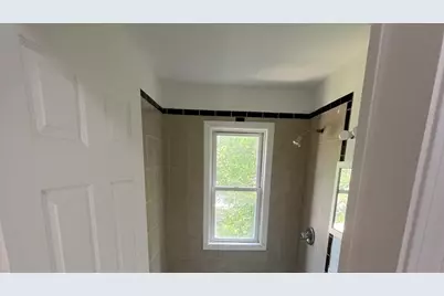 650 E 105th Place, Chicago, IL 60628 - Photo 8