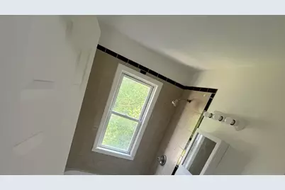 650 E 105th Place, Chicago, IL 60628 - Photo 10