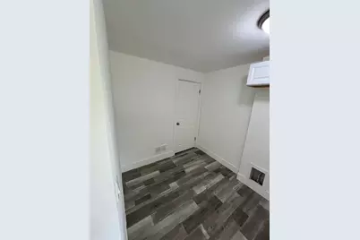 650 E 105th Place, Chicago, IL 60628 - Photo 12