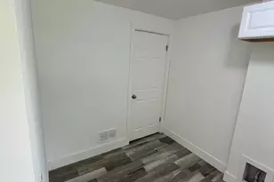 650 E 105th Pl, Chicago, IL 60628 - Photo 12