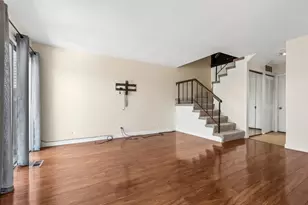 1781 Raleigh Ln, Hoffman Estates, IL 60169 - Photo 2