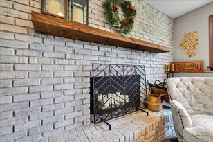 828 S Jefferson St, Batavia, IL 60510 - Photo 14