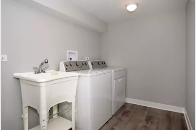 2432 N Neva Avenue, Chicago, IL 60707 - Photo 28