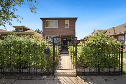 2432 N Neva Avenue, Chicago, IL 60707 - Photo 2