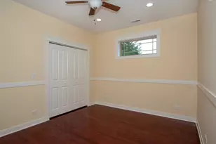2432 N Neva Ave, Chicago, IL 60707 - Photo 14