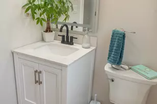 5150 N Moody Ave, Chicago, IL 60630 - Photo 6