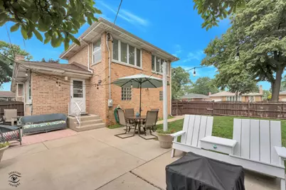 7621 W Main Street W, Niles, IL 60714 - Photo 20