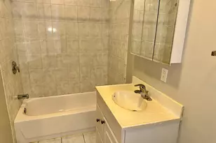 5928 S Prairie St, Chicago, IL 60637 - Photo 12