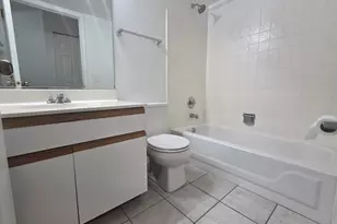 2213 Camden Ln, Hanover Park, IL 60133 - Photo 12