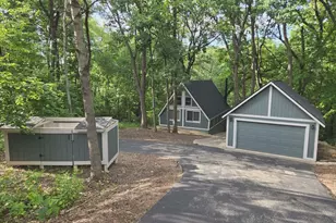 5 Mosswood Path, Galena, IL 61036 - Photo 2