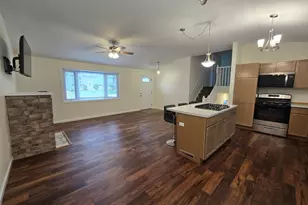 38355 N North Shore Ave, Beach Park, IL 60087 - Photo 12