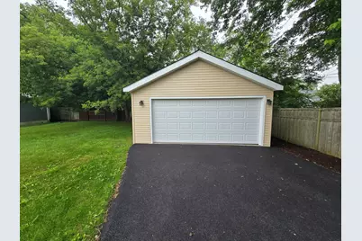 38355 N North Shore Avenue, Beach Park, IL 60087 - Photo 4