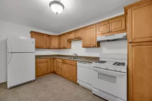 10369 Dearlove Rd, Glenview, IL 60025 - Photo 8