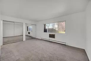 10369 Dearlove Rd, Glenview, IL 60025 - Photo 14