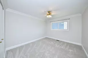 1071 Robey Ave, Downers Grove, IL 60516 - Photo 12