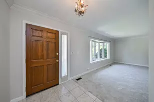 1071 Robey Ave, Downers Grove, IL 60516 - Photo 2