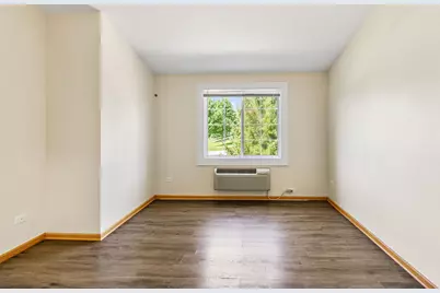 131 Silverstone Drive #4, Carpentersville, IL 60110 - Photo 22