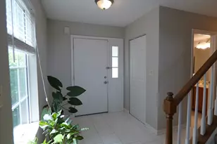 99 Townsend Cir, Naperville, IL 60565 - Photo 8