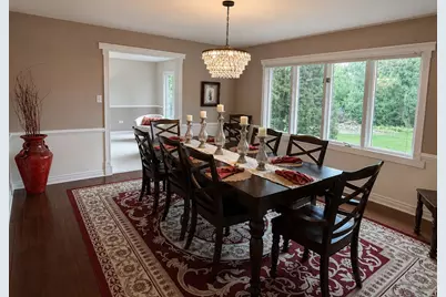 430 Waterford Drive, Willowbrook, IL 60527 - Photo 8