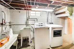 518 N William St, Joliet, IL 60435 - Photo 22