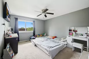 1713 Fulton Ln, Hanover Park, IL 60133 - Photo 10