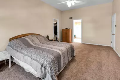 150 N Kingsway Drive, Aurora, IL 60506 - Photo 26