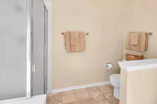 150 N Kingsway Dr, Aurora, IL 60506 - Photo 28