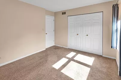 150 N Kingsway Drive, Aurora, IL 60506 - Photo 22