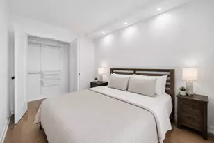1560 N Sandburg Terrace, Chicago, IL 60610 - Photo 20