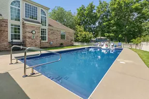 601 E 4th Ave, New Lenox, IL 60451 - Photo 2
