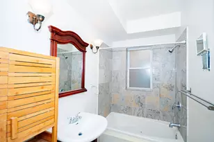 1348 5 W Estes Ave, Chicago, IL 60626 - Photo 10