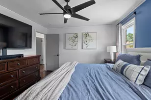 10831 S Longwood Dr, Chicago, IL 60643 - Photo 12