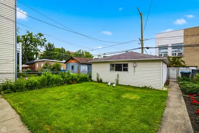 2211 W Cortez Street, Chicago, IL 60622 - Photo 32