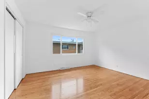 4864 Carol St, Skokie, IL 60077 - Photo 14
